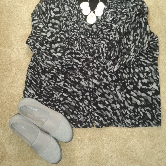 Apt 9 blouse - Picture 4 of 6